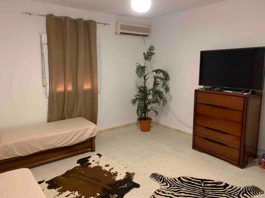 Appartement 5 Lits Climatise Salon 2Chambres Cuisine Equipee Sdb Staoueli Bagian luar foto